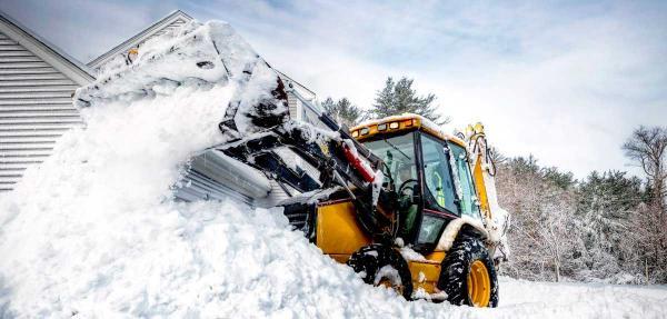 Уборка снега в Реутове недорого
